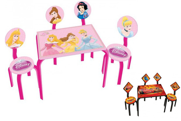 medium_table___chairs.jpg